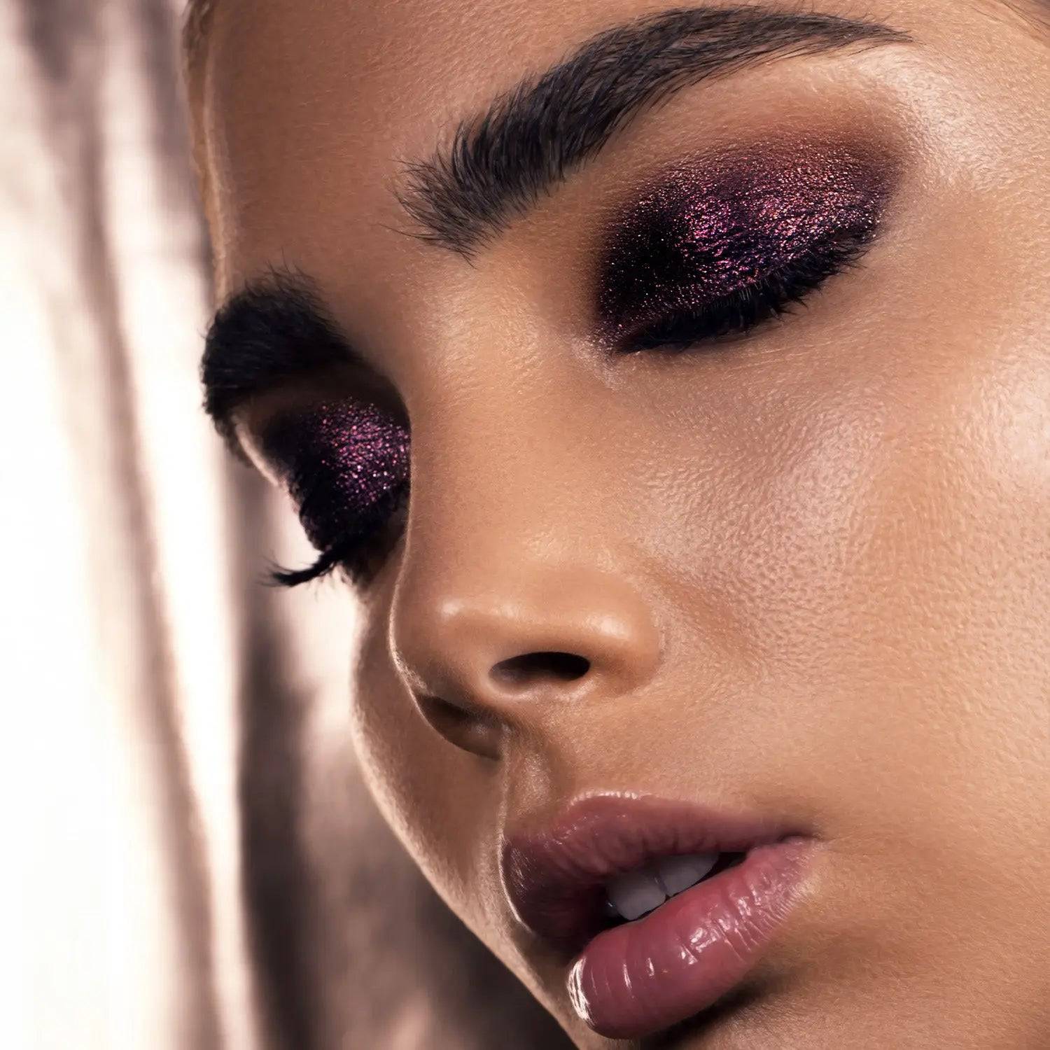 CHROMA CRYSTAL LIQUID EYESHADOW - Image 3