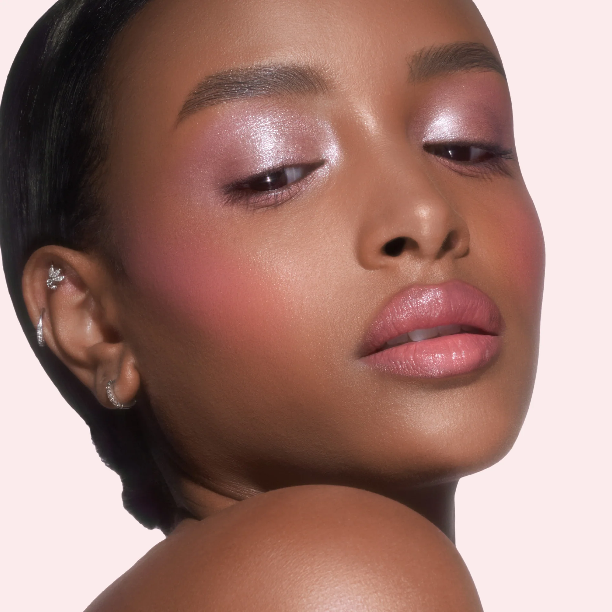 ESSENTIAL EYESHADOW DUO - Image 3