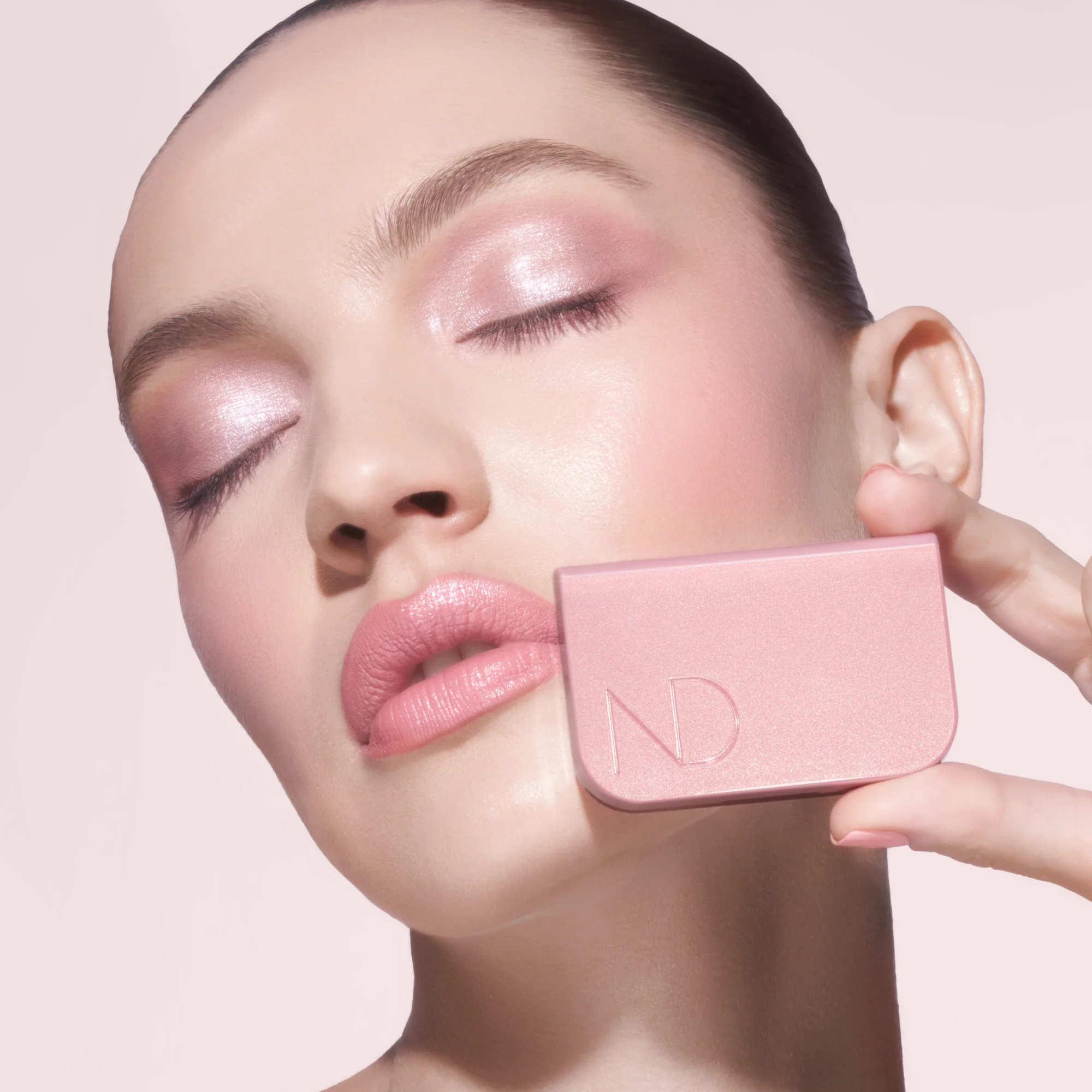 ESSENTIAL EYESHADOW DUO - Image 5