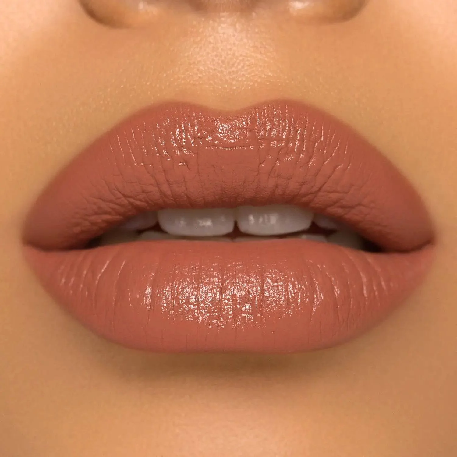 I NEED A NUDE LIPSTICK - Image 36