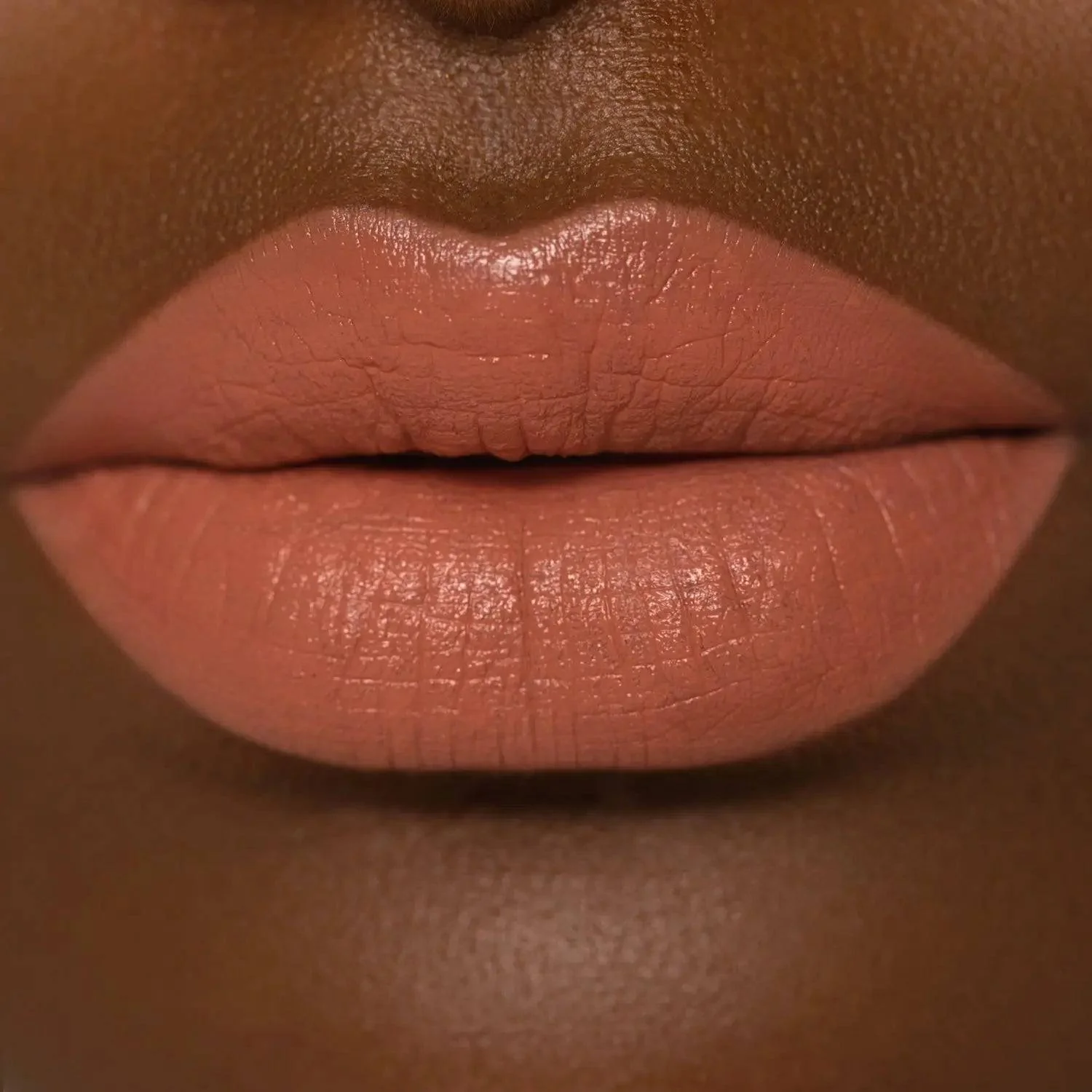 I NEED A NUDE LIPSTICK - Image 37
