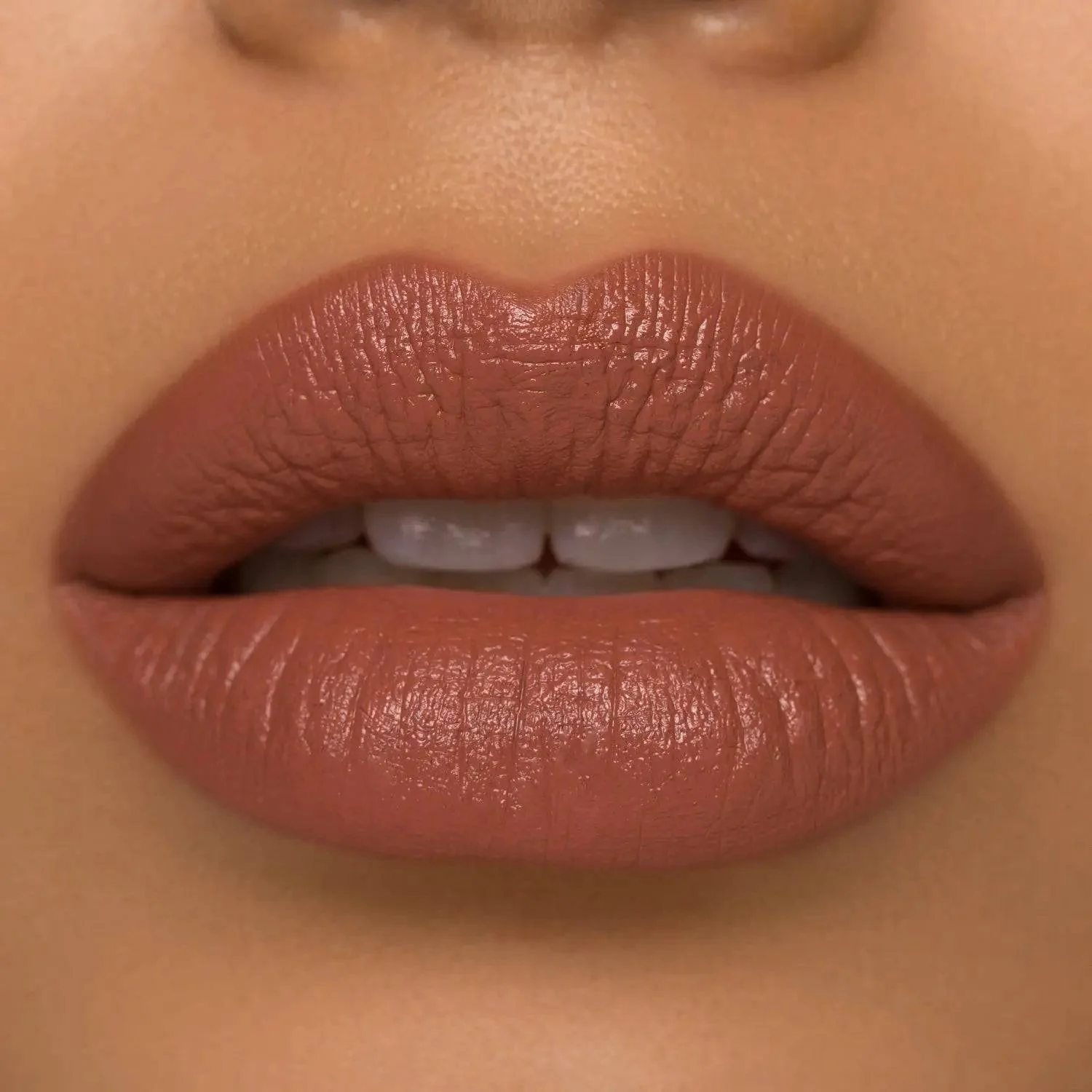 I NEED A NUDE LIPSTICK - Image 60