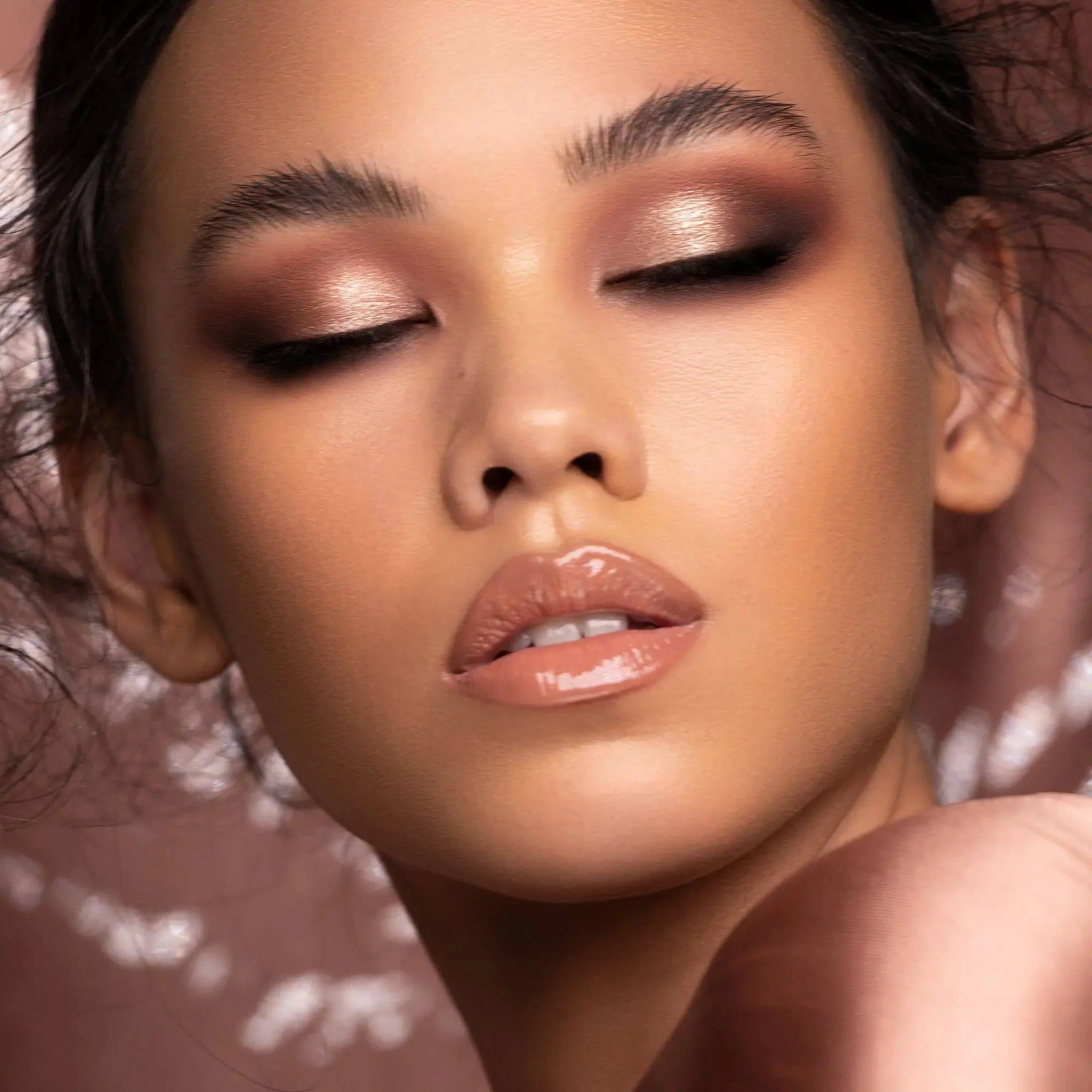 I NEED A ROSE LIP GLOSS - Image 15