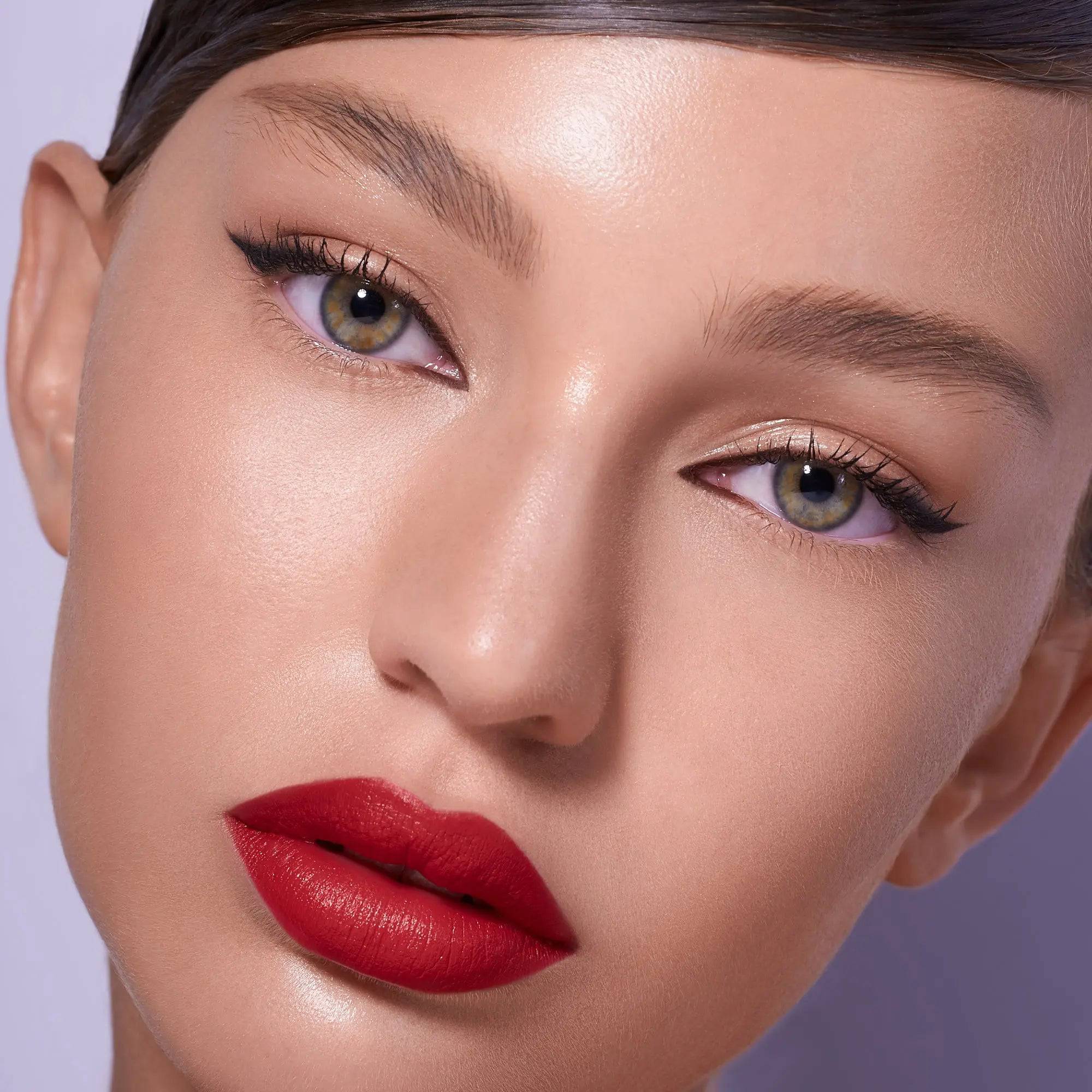 I NEED A ROUGE LIP STYLETTO - Image 11