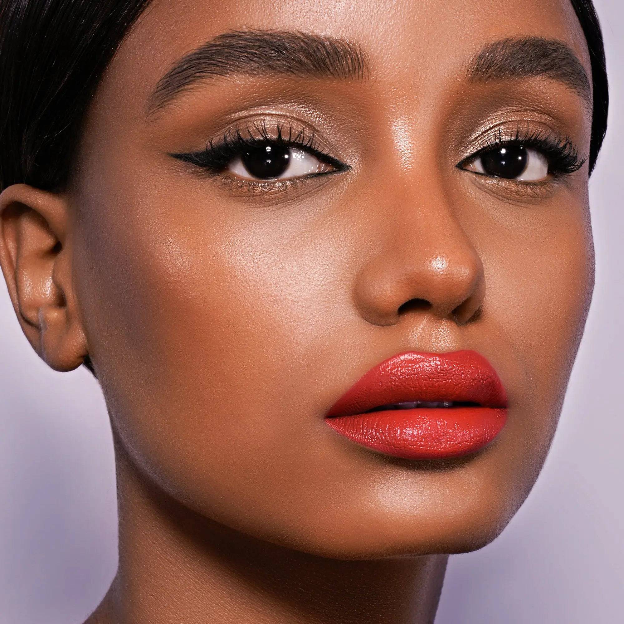 I NEED A ROUGE LIP STYLETTO - Image 13