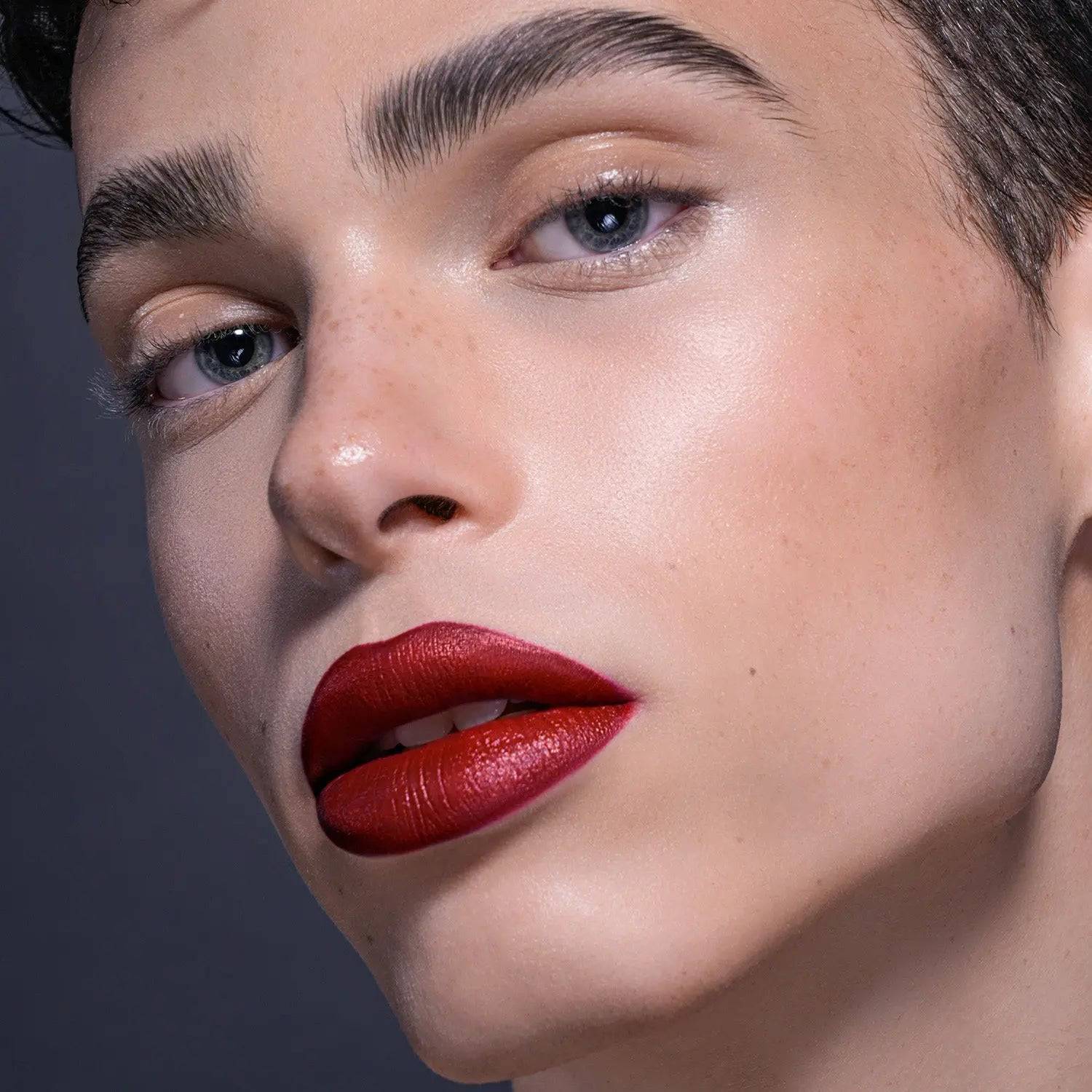 I NEED A ROUGE LIP STYLETTO - Image 8